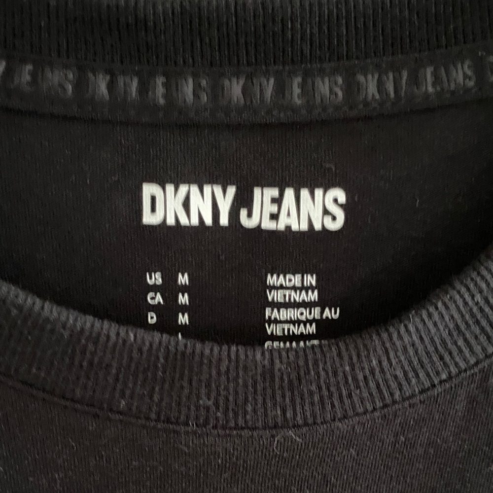 DKNY Black Sleeveless Crewneck Tank Top - Picture 2 of 6